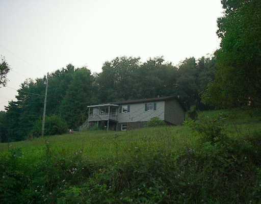 338 Eyth Road Butler, PA 16001 - Photo 1 of 7