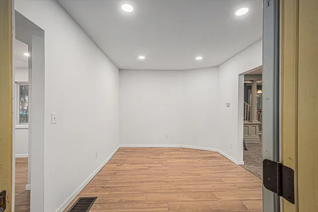 $189,900 | 2249 East Montgomery Road, Hillsdale, MI 49242