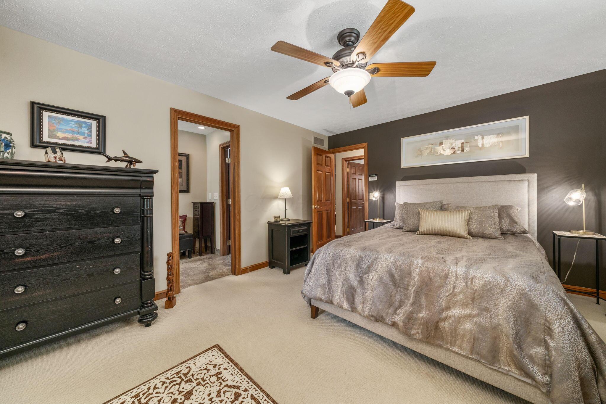 6990 Sunbury Road Westerville, OH 43082 - Photo 24 of 45 48-web-or-mls-DSC08126