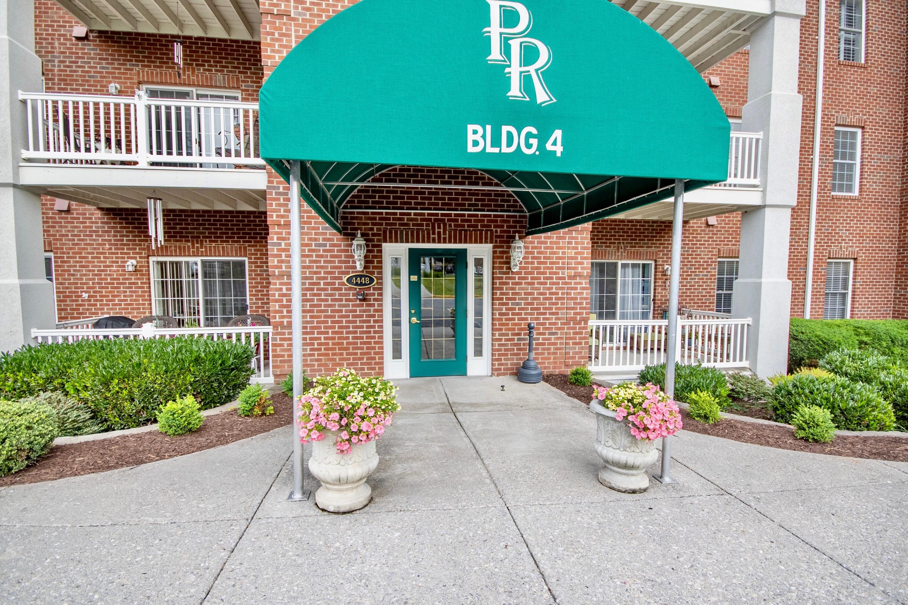 4448 Pheasant Ridge Road, Unit 403 Roanoke, VA 24014 - Photo 5 of 34 Pheasant Ridge - 5