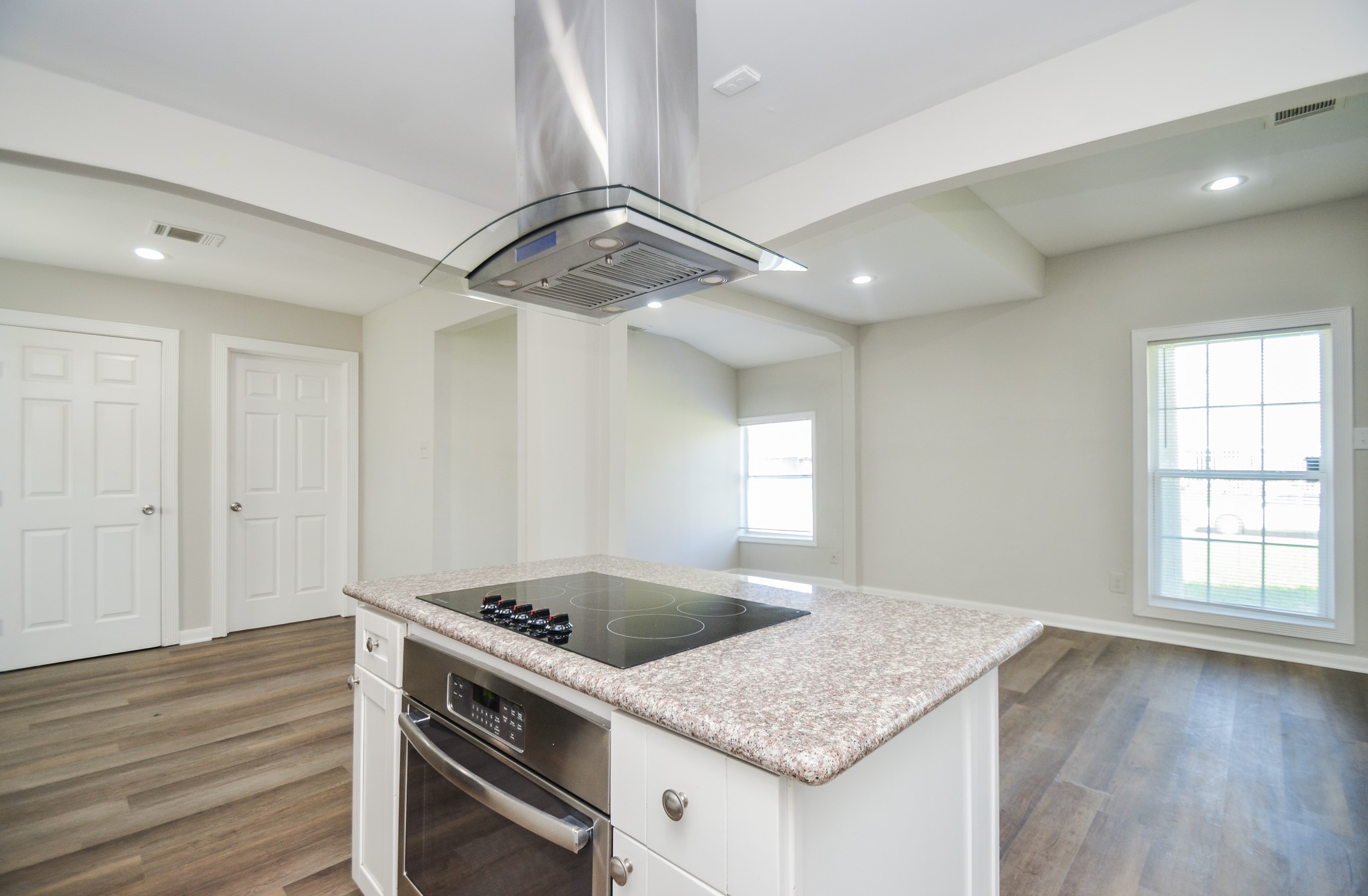 5238 Keystone Street Houston, TX 77021 - Photo 10 of 31 Generous island with a built-in five-burner cooktop, making meal prep effortless.