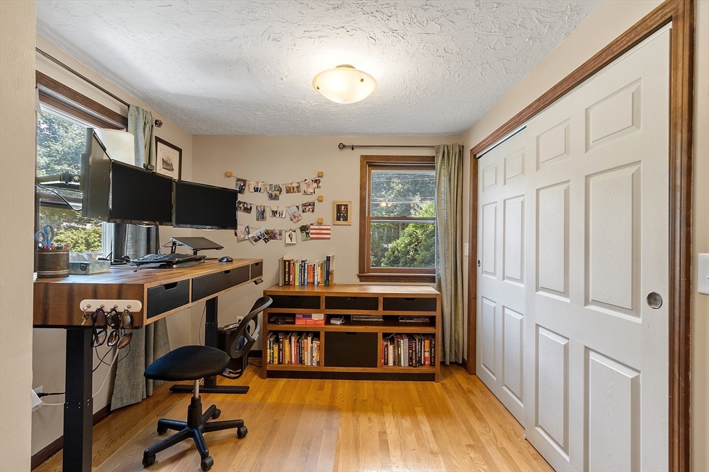 81 Landham Road Sudbury, MA 01776 - Photo 15 of 41 Gallery Image 15