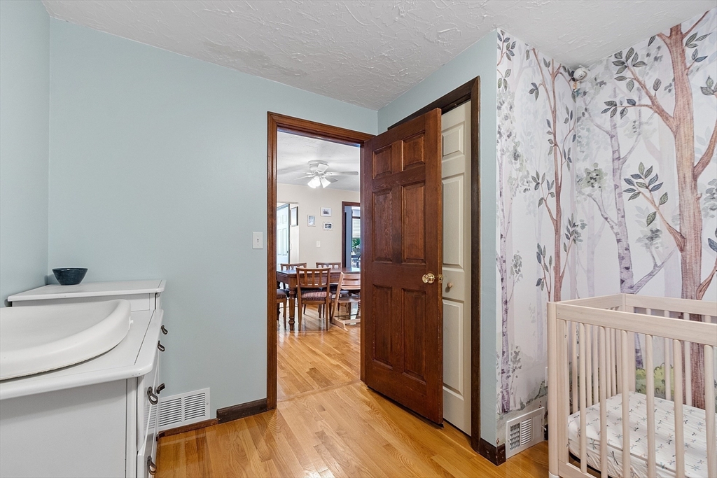 81 Landham Road Sudbury, MA 01776 - Photo 18 of 41 Gallery Image 18