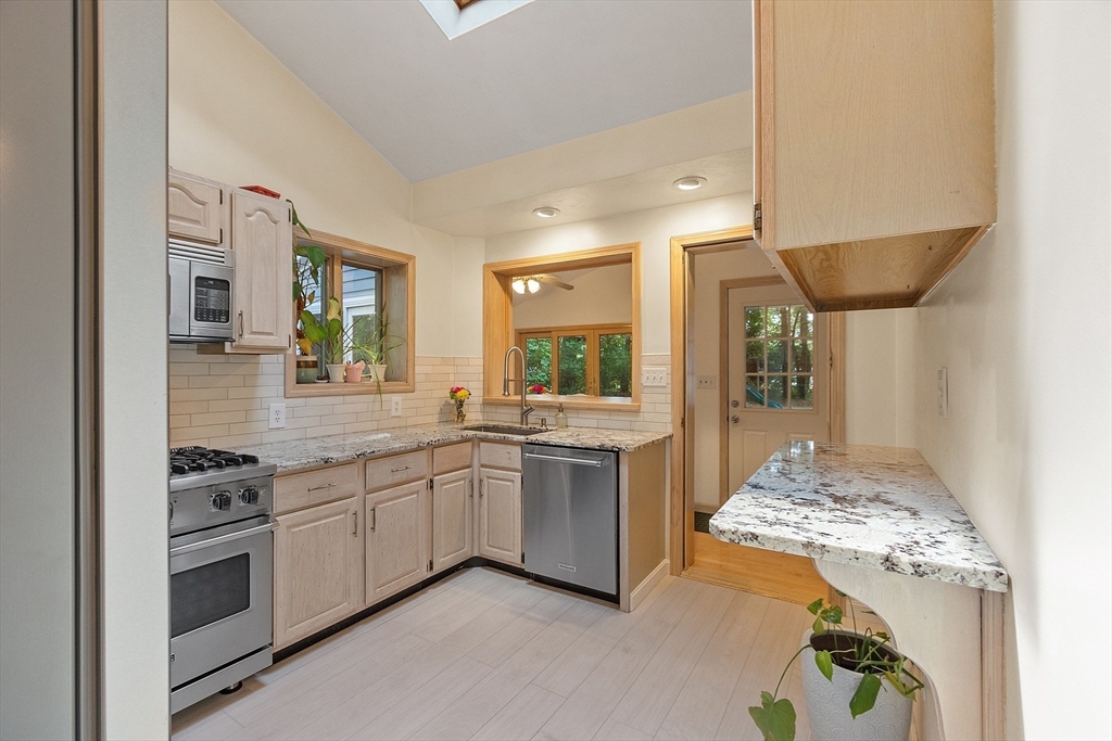 81 Landham Road Sudbury, MA 01776 - Photo 29 of 41 Gallery Image 29