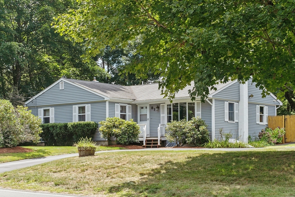 81 Landham Road Sudbury, MA 01776 - Photo 3 of 41 Gallery Image 3