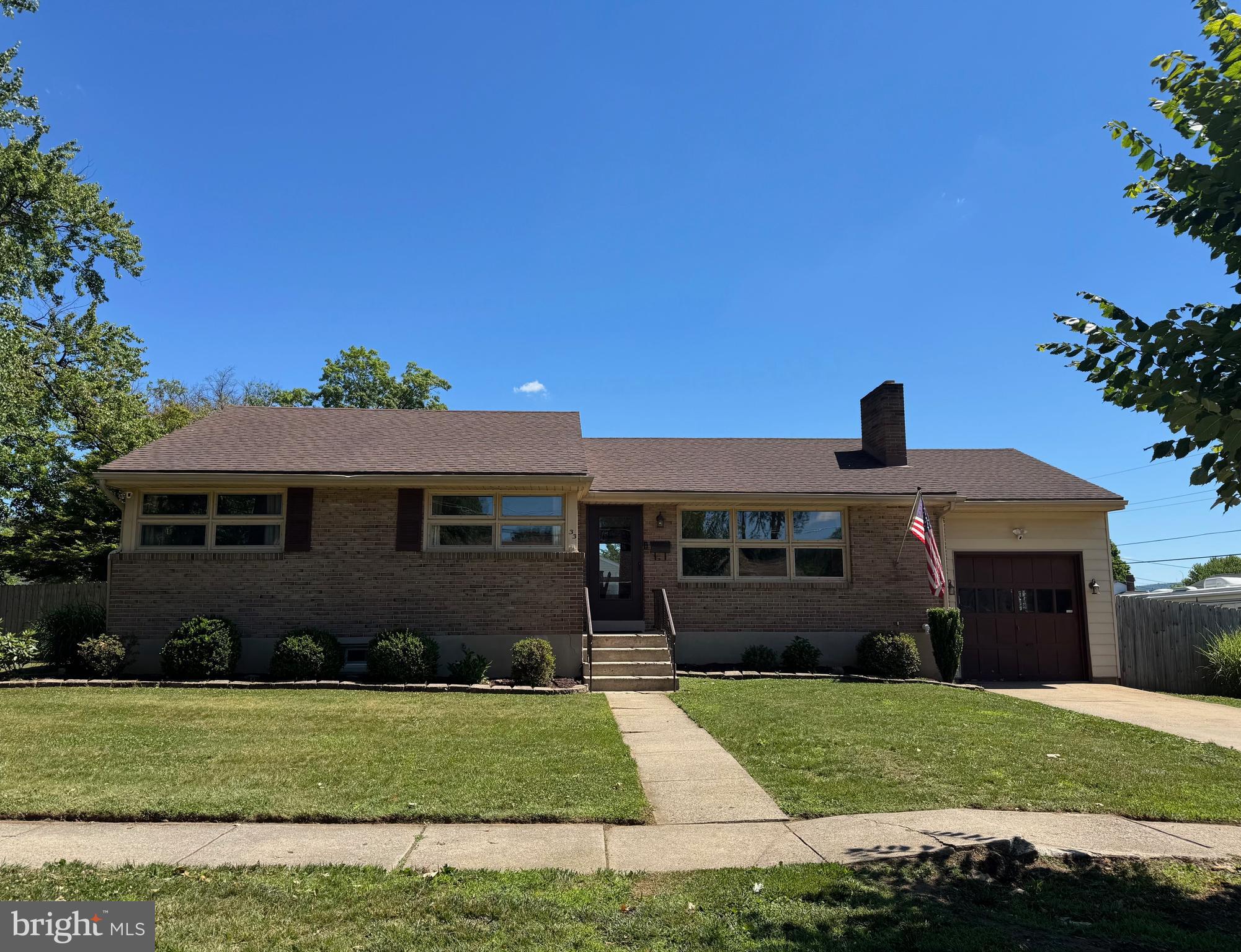 33 Lawndale Road Wyomissing, PA 19610 - Photo 2 of 2