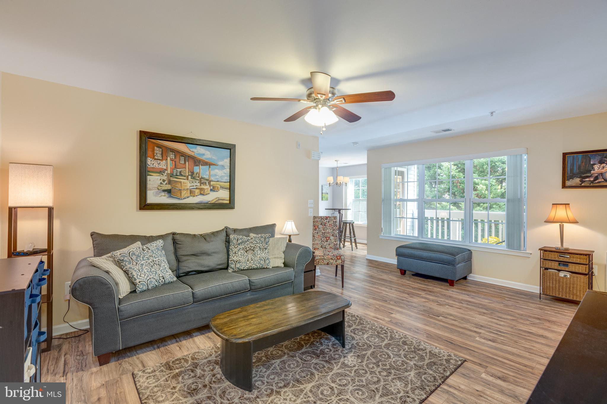 635 Constellation Square Southeast, Unit G Leesburg, VA 20175 - Photo 2 of 15 Living Room