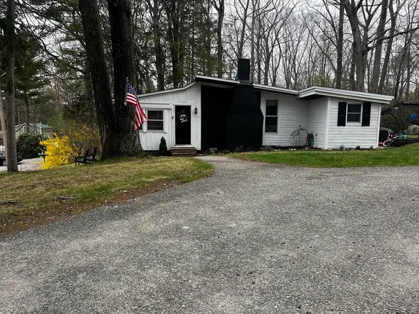 $375,000 | 88 Hiland Road, Charlton, MA 01507