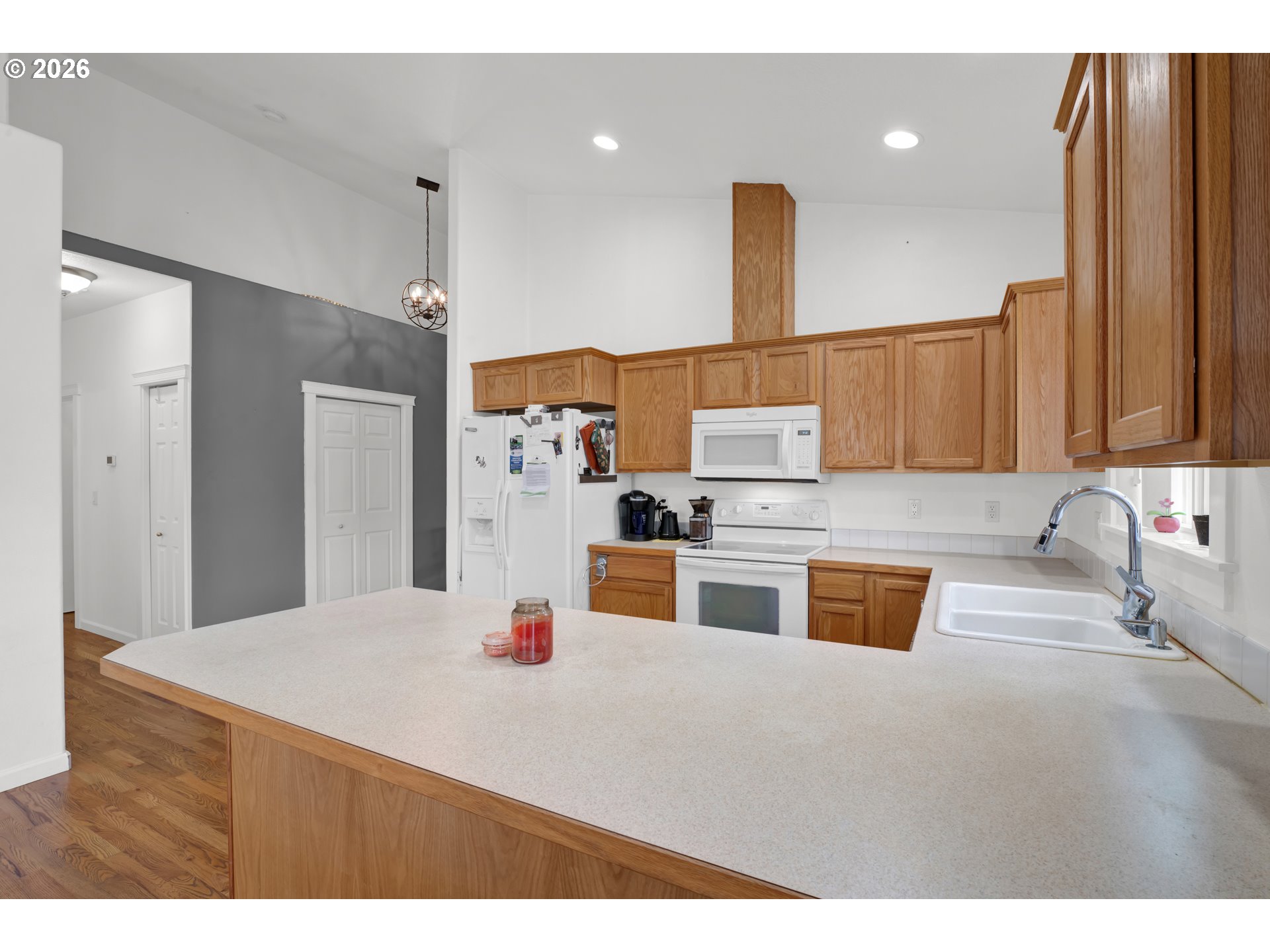 3392 Falcon Drive Springfield, OR 97477 - Photo 13 of 46