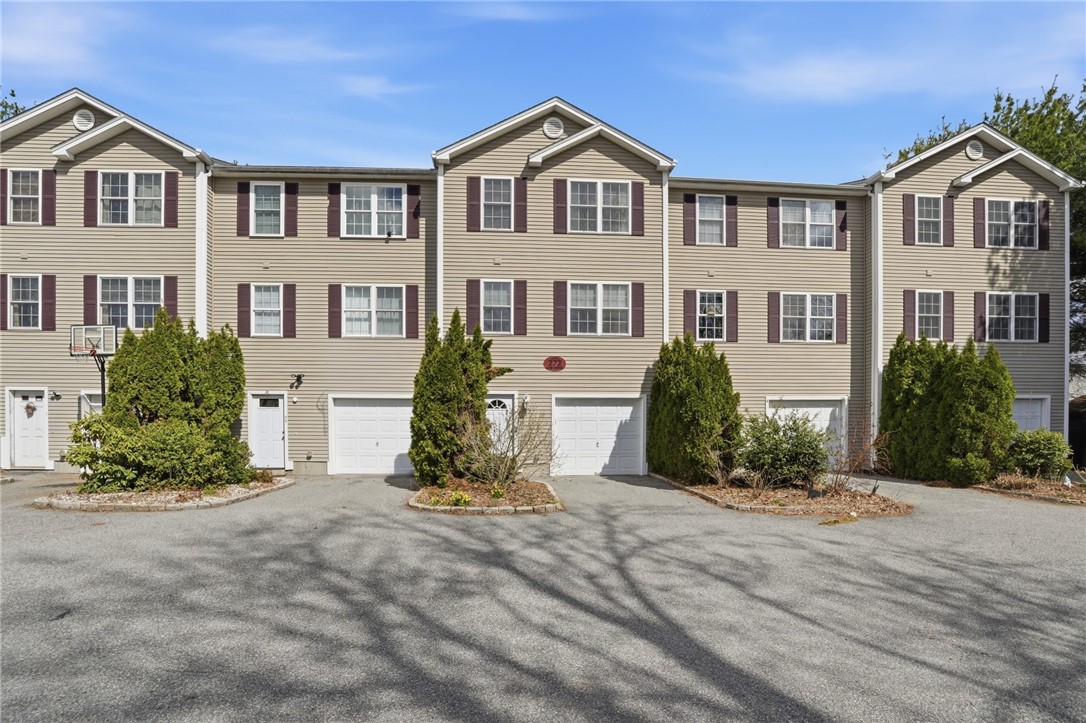 272 Cass Avenue, Unit 3 Woonsocket, RI 02895 - Photo 42 of 42