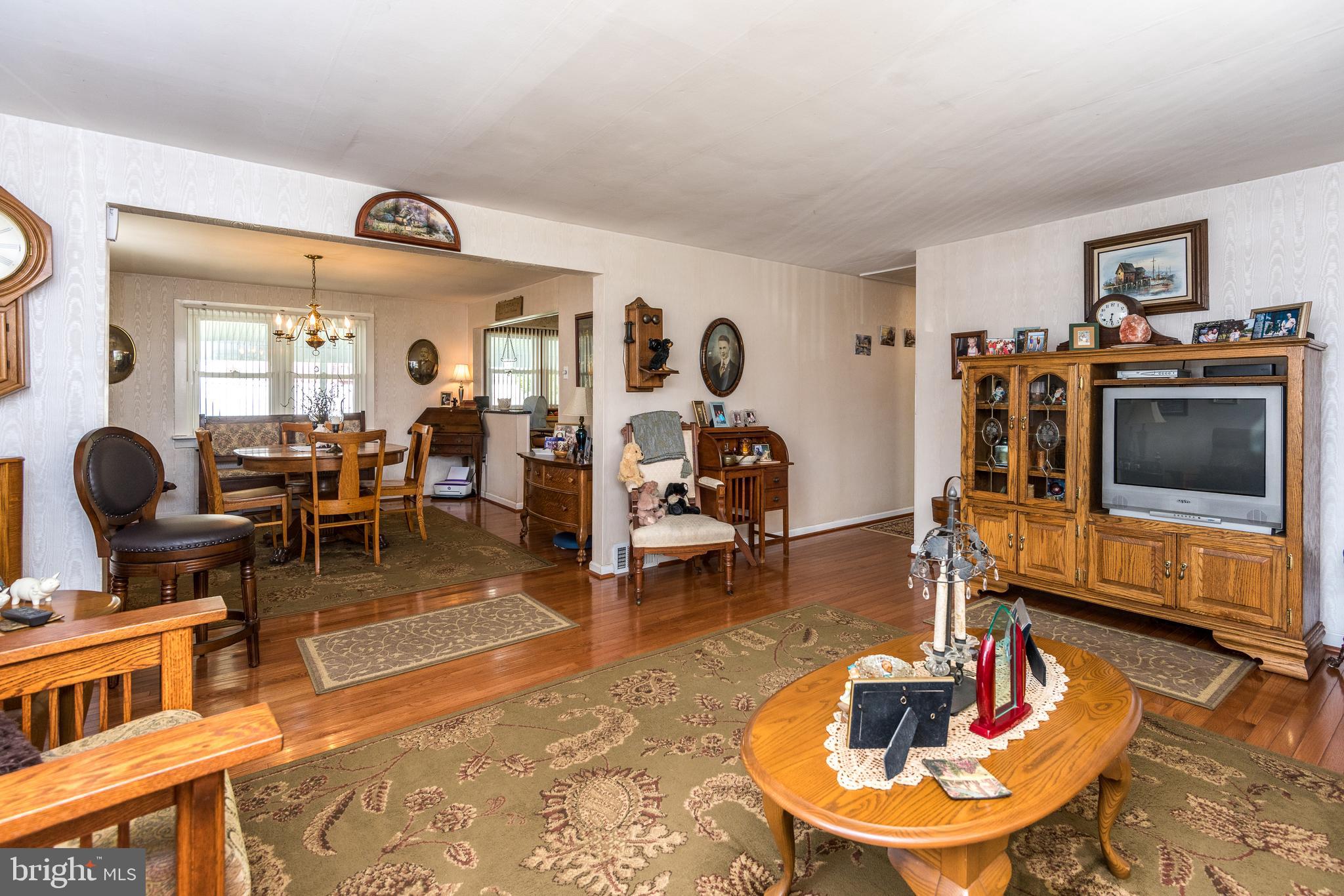 531 West County Line Road Warminster, PA 18974 - Photo 14 of 39