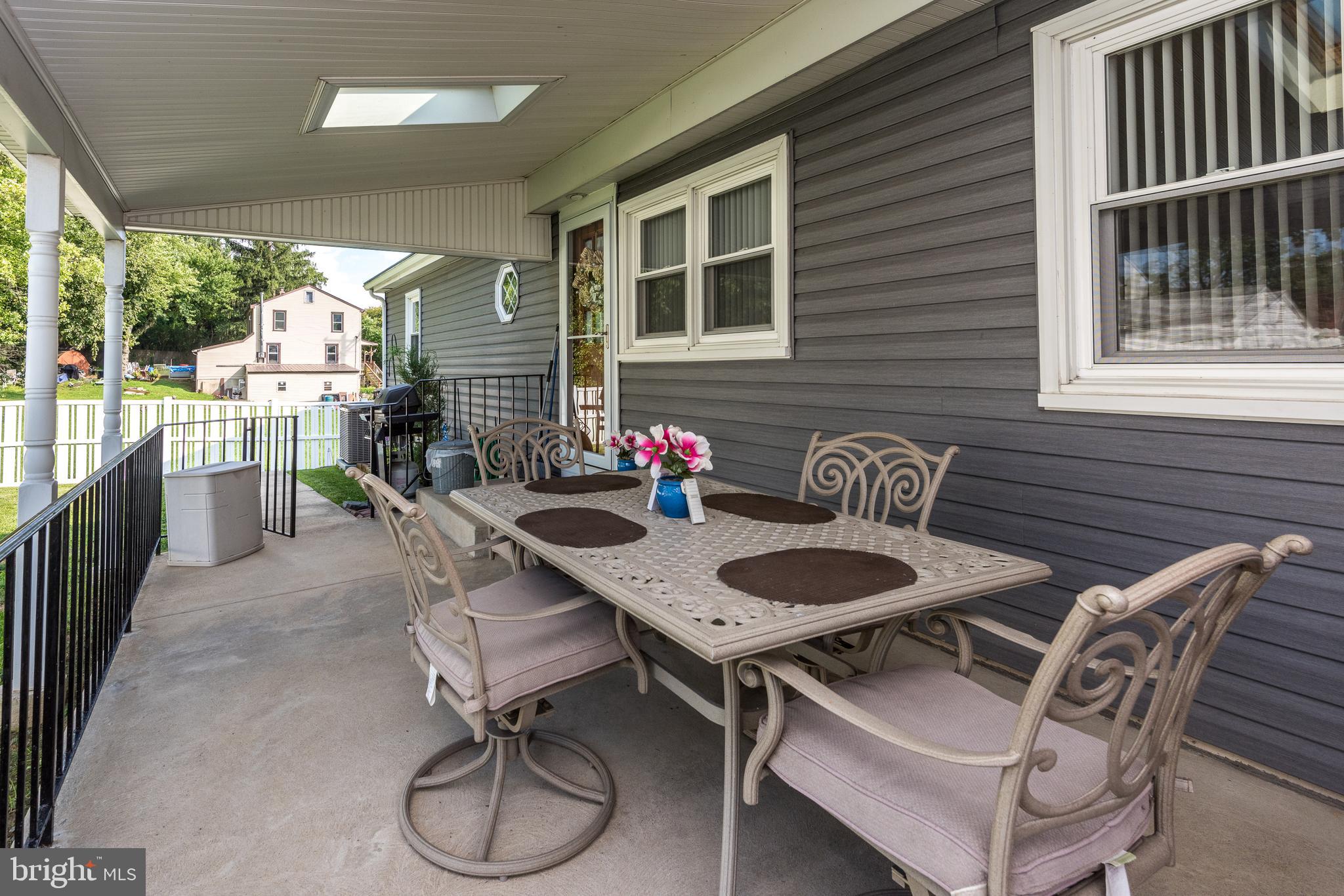 531 West County Line Road Warminster, PA 18974 - Photo 32 of 39