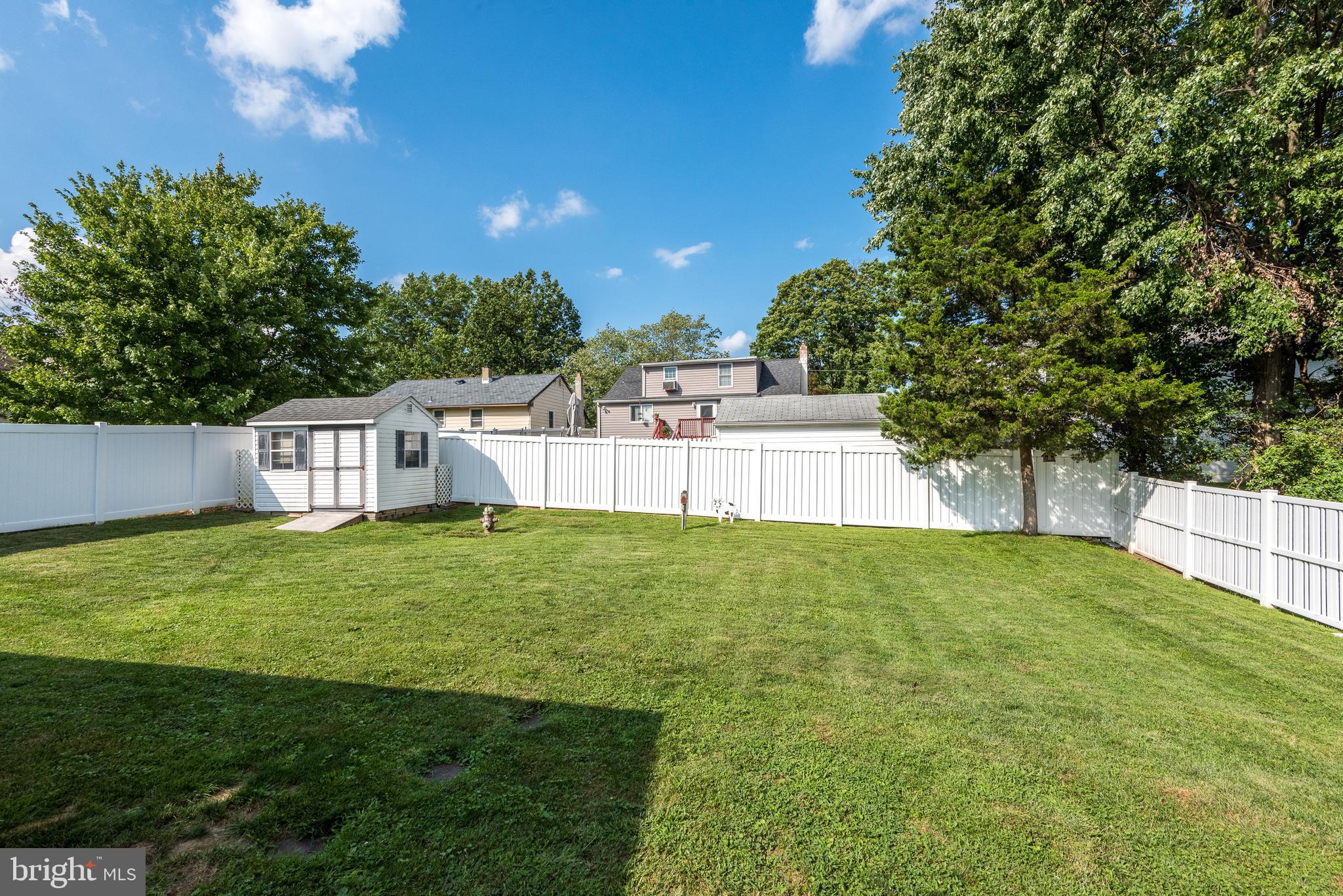 531 West County Line Road Warminster, PA 18974 - Photo 35 of 39