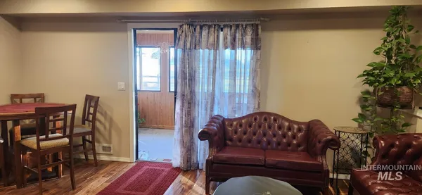 $734,000 | 1027 Clear Creek Drive, Buhl, ID 83316