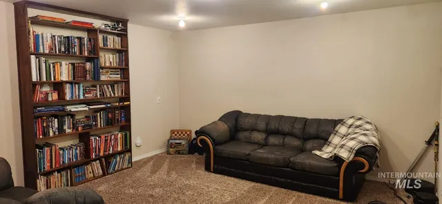 $750,000 | 1027 Clear Creek Drive, Buhl, ID 83316