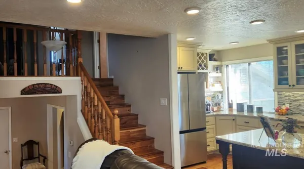 $734,000 | 1027 Clear Creek Drive, Buhl, ID 83316