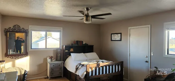 $734,000 | 1027 Clear Creek Drive, Buhl, ID 83316