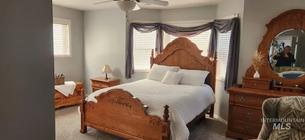 $734,000 | 1027 Clear Creek Drive, Buhl, ID 83316