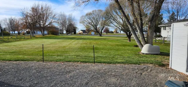 $750,000 | 1027 Clear Creek Drive, Buhl, ID 83316
