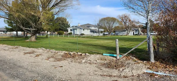 $734,000 | 1027 Clear Creek Drive, Buhl, ID 83316