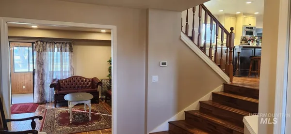 $734,000 | 1027 Clear Creek Drive, Buhl, ID 83316