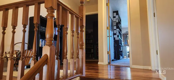 $734,000 | 1027 Clear Creek Drive, Buhl, ID 83316