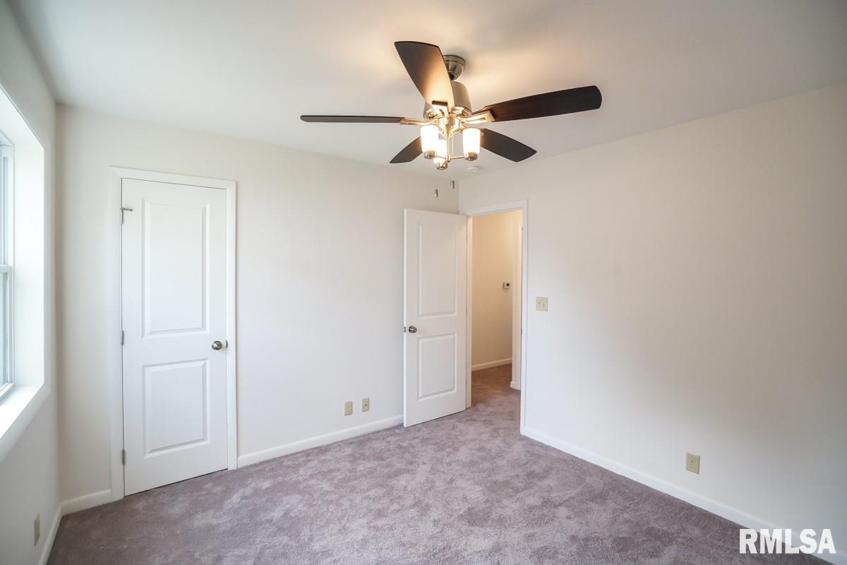 302 East Bittersweet Road Washington, IL 61571 - Photo 23 of 36 Gallery Image 23