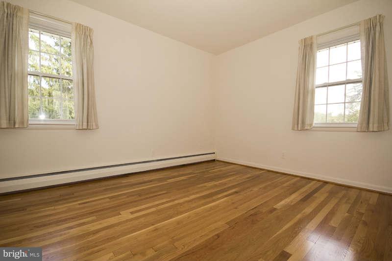 703 Squires Road Baltimore, MD 21286 - Photo 16 of 29 Bedroom