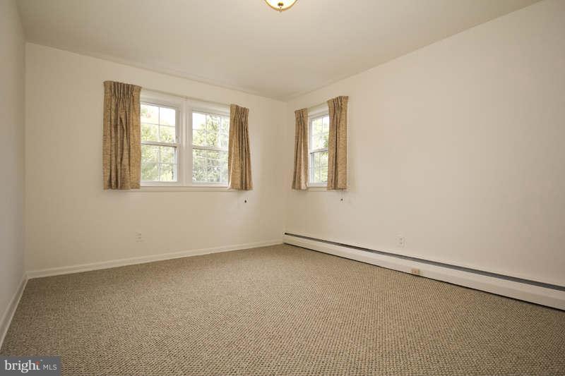 703 Squires Road Baltimore, MD 21286 - Photo 19 of 29 Bedroom