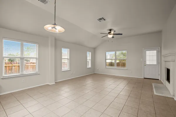 $1,750 | 107 Aguilar Drive, Hutto, TX 78634