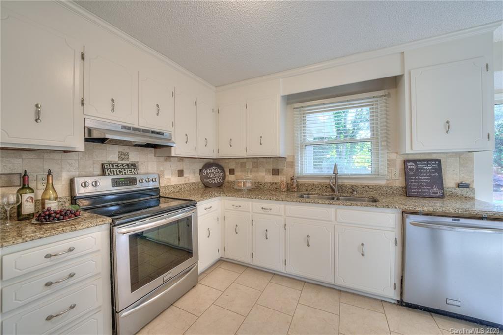 909 Coventry Road Kannapolis, NC 28081 - Photo 7 of 45 Gallery Image 7