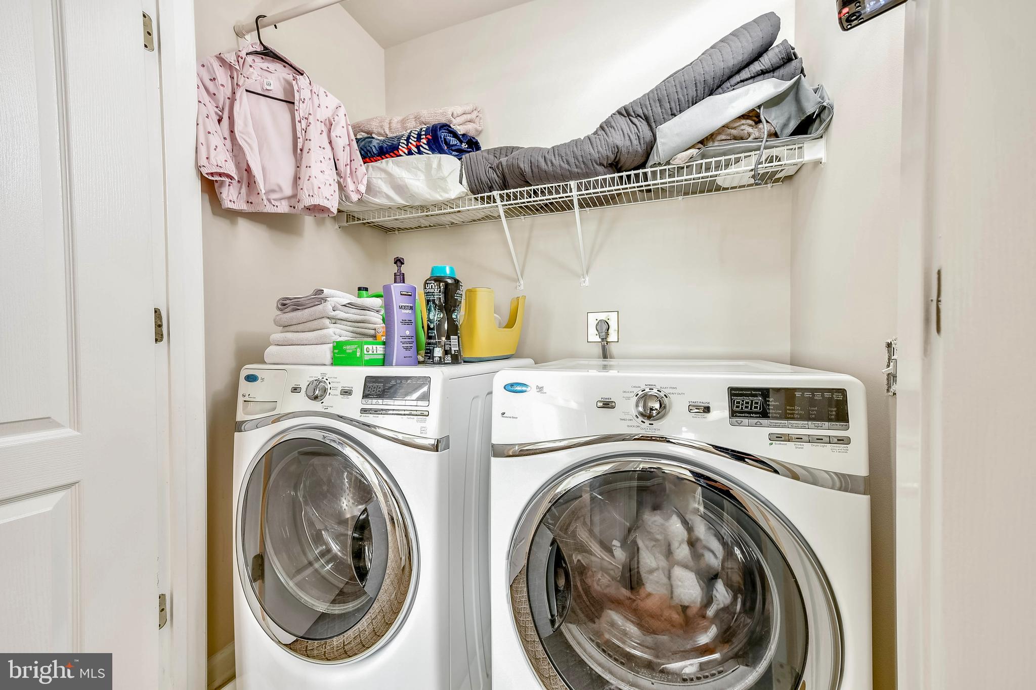 20870 Trinity Square Sterling, VA 20165 - Photo 27 of 36 UPPER LEVEL LAUNDRY
