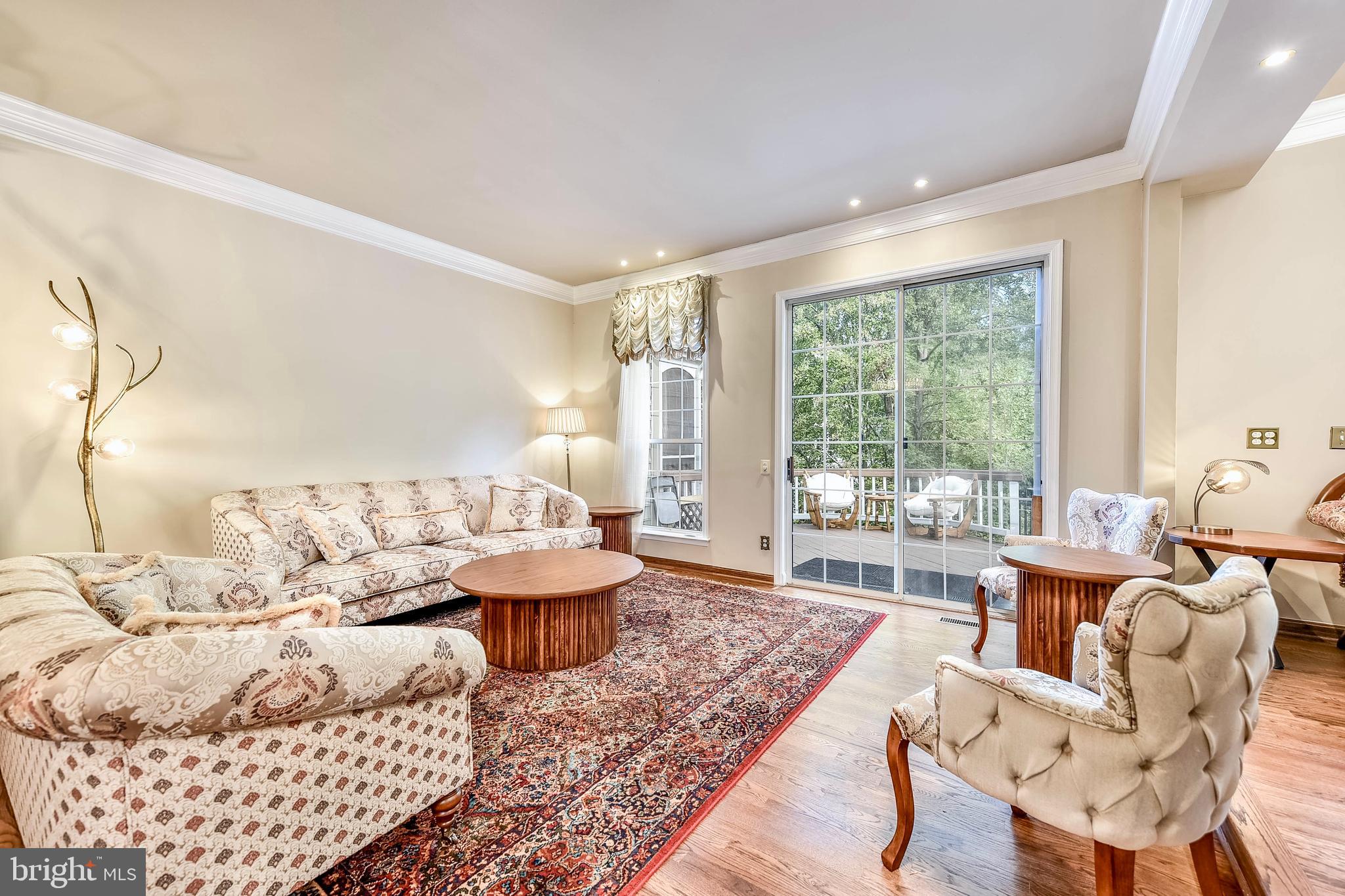 20870 Trinity Square Sterling, VA 20165 - Photo 5 of 36 MULTIPLE ENTERTAINING SPACES