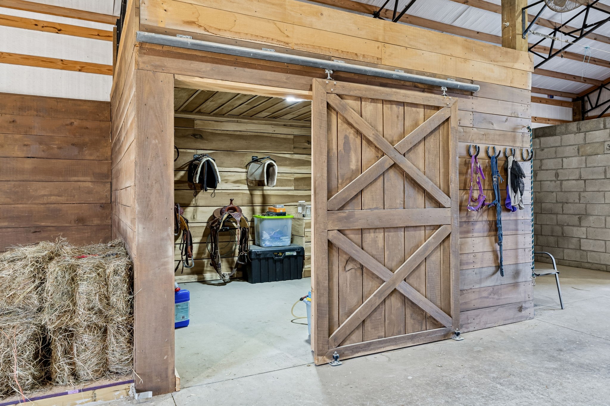 155 West Piney Road Dickson, TN 37055 - Photo 34 of 45 a view of entryway