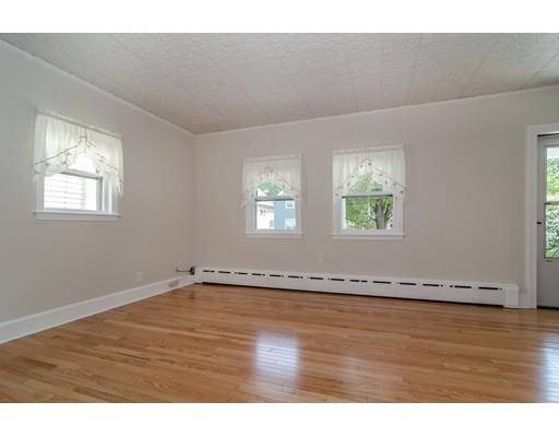 14 Harding Terrace Dedham, MA 02026 - Photo 4 of 20 Gallery Image 4