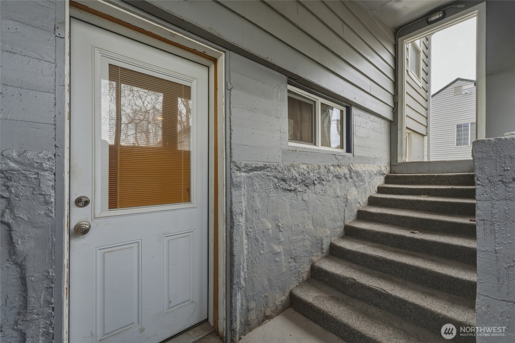 15 Southwest 13th Street College Place, WA 99324 - Photo 26 of 36 a view of front door of house