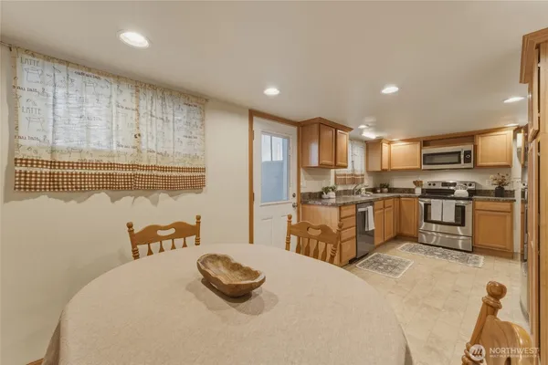 $399,000 | 15 Southwest 13th Street, College Place, WA 99324