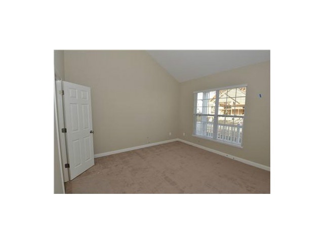 5712 Stearns Road, Unit 382 Dublin, OH 43016 - Photo 7 of 8