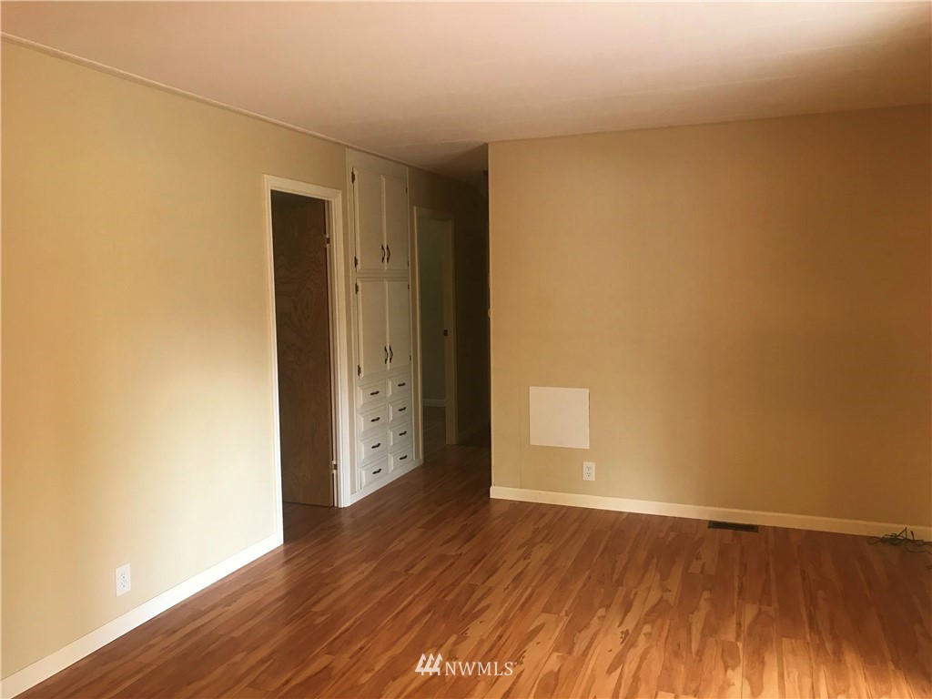2917 Russell Road Centralia, WA 98531 - Photo 16 of 25 Gallery Image 16