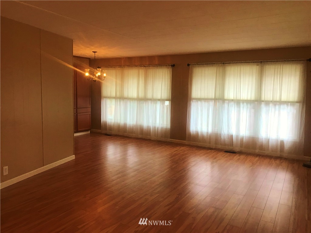 2917 Russell Road Centralia, WA 98531 - Photo 7 of 25 Gallery Image 7