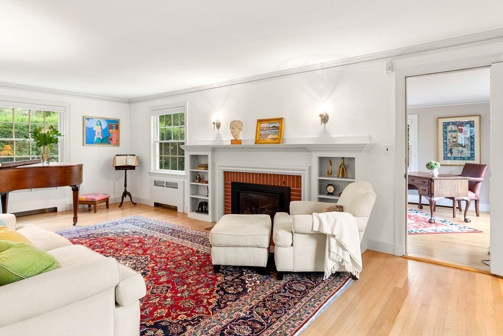 100 Clairemont Road Belmont, MA 02478 - Photo 4 of 29