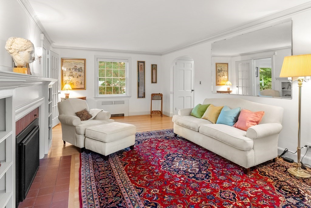 100 Clairemont Road Belmont, MA 02478 - Photo 5 of 29