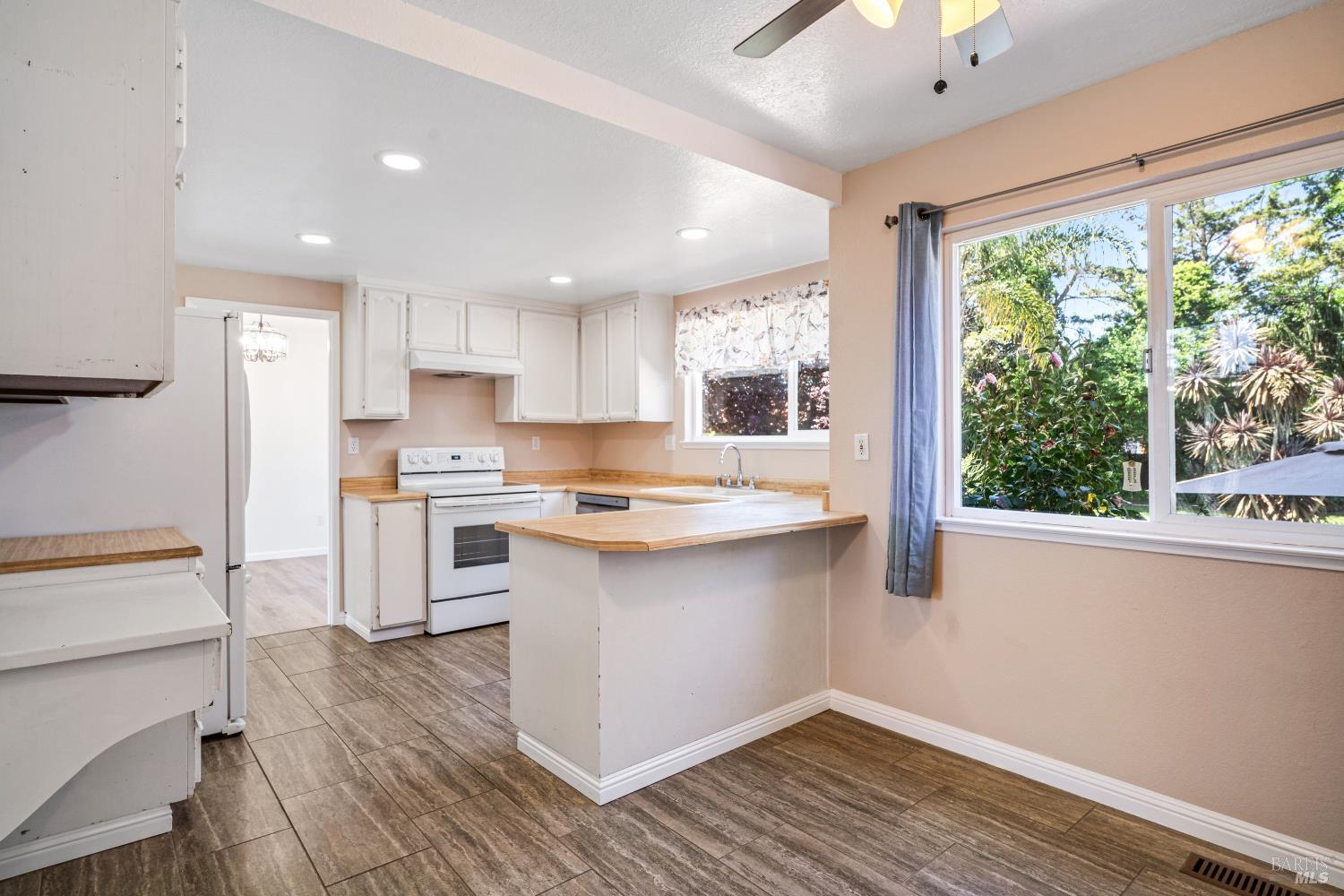 4491 Filbert Court Rohnert Park, CA 94928 - Photo 24 of 42