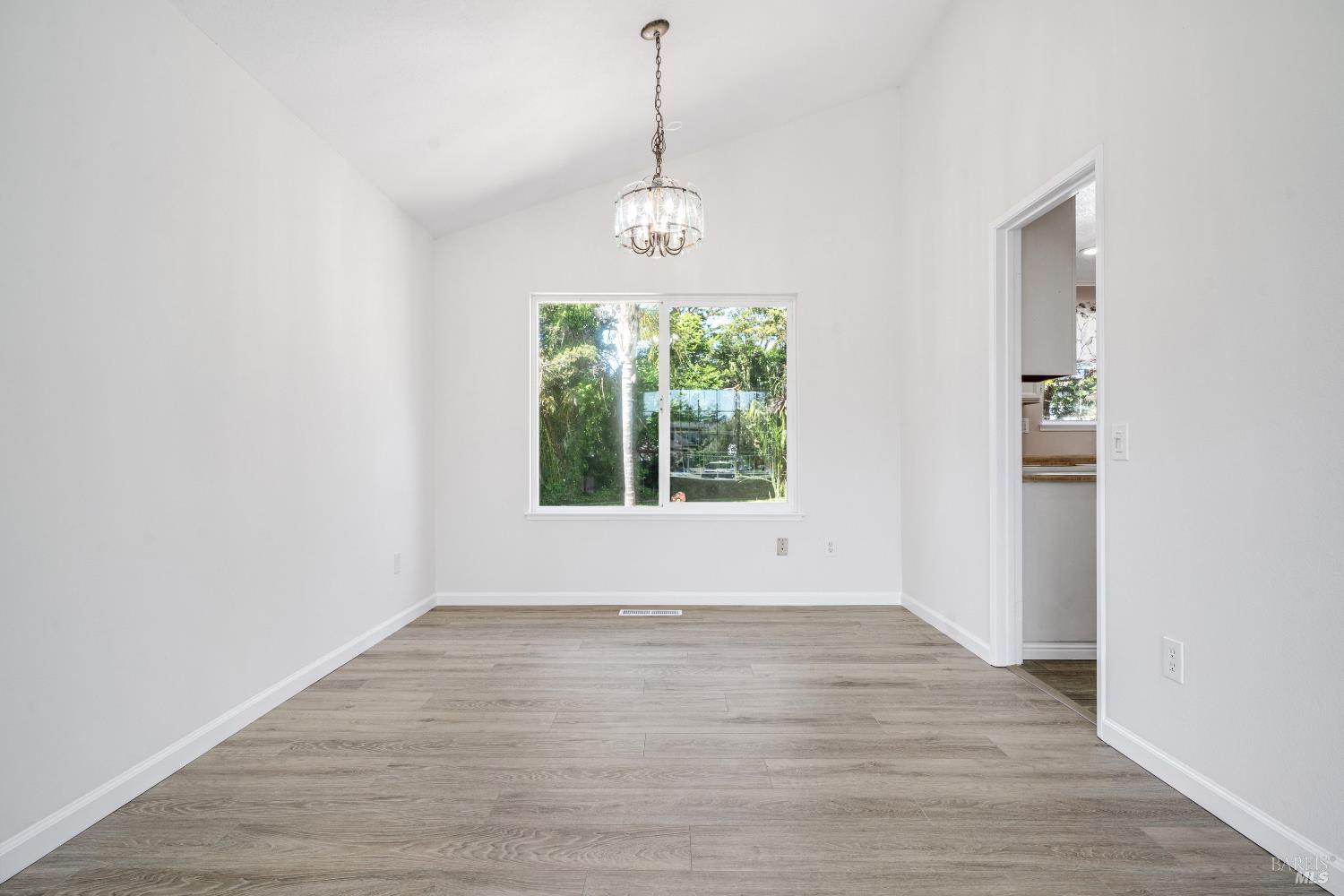 4491 Filbert Court Rohnert Park, CA 94928 - Photo 8 of 42