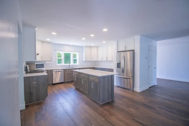 $1,299,000 | 36 Treasure Lane, Deer Isle, ME 04627