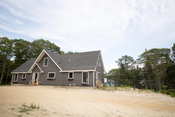 $989,000 | 36 Treasure Lane, Deer Isle, ME 04627