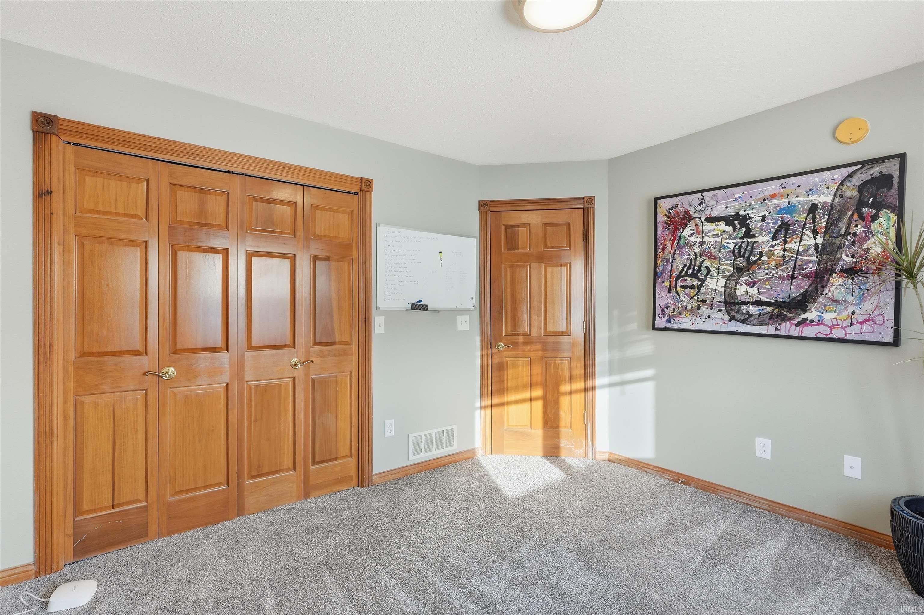 8517 Greyhawk Drive Fort Wayne, IN 46835 - Photo 2 of 36