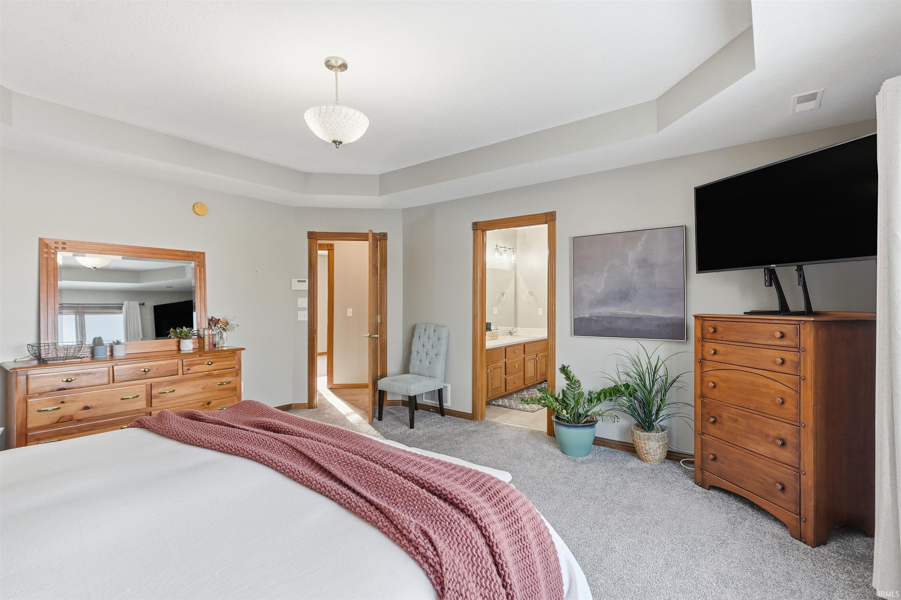 8517 Greyhawk Drive Fort Wayne, IN 46835 - Photo 9 of 36