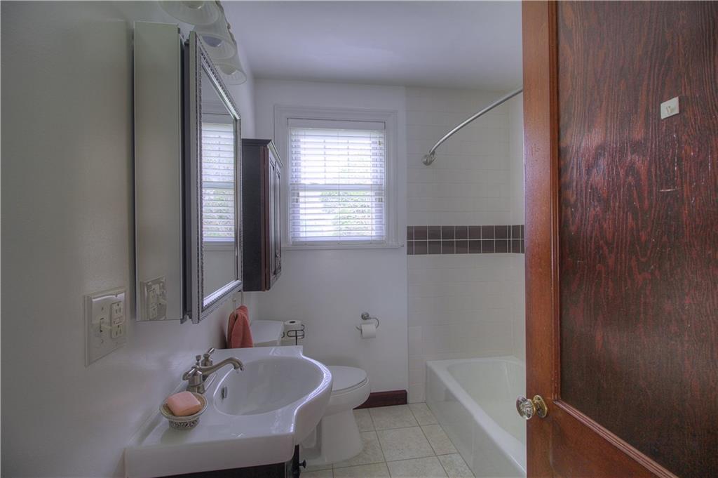 6414 Tuscarawas Road Midland, PA 15059 - Photo 17 of 24 Gallery Image 17