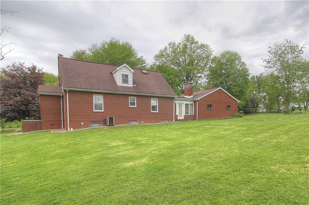 6414 Tuscarawas Road Midland, PA 15059 - Photo 3 of 24 SIDE VIEW OF THE HOME
